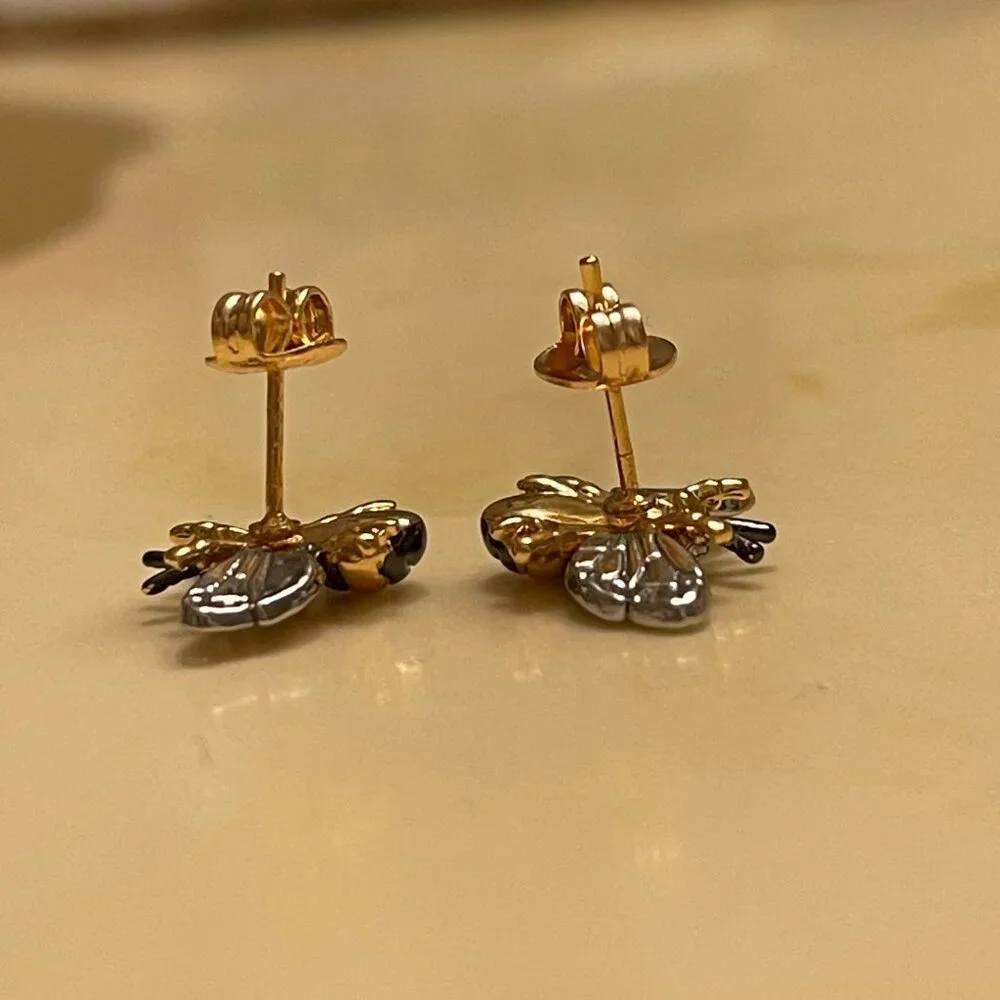 Neiman Marcus 18K Gold Plated Crystal Flower Earrings - Picture 4 of 4
